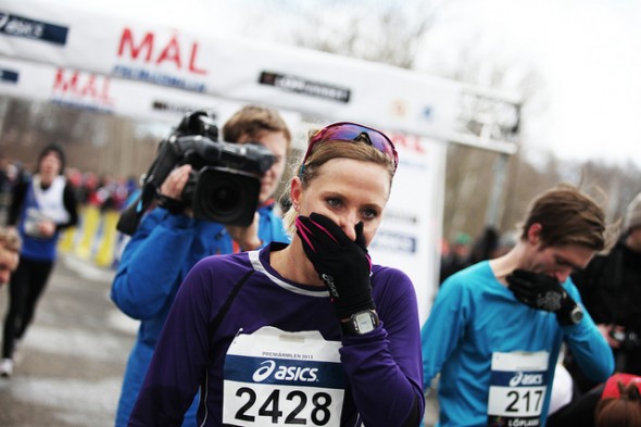 Lisa Nordén går i mål på 2013 års upplaga av premiärmilen